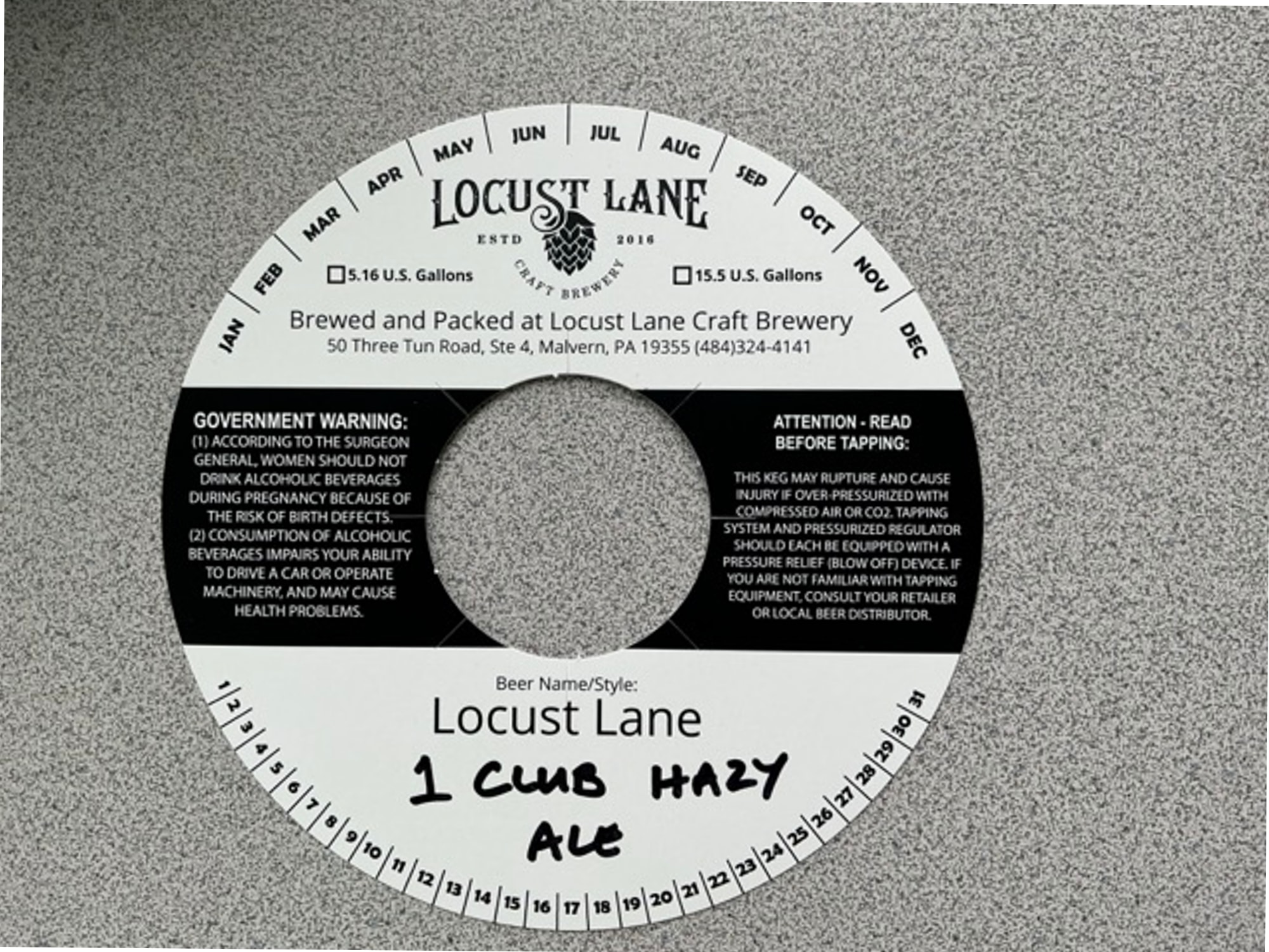 1 Club Hazy Ale by Locust Lane Craft Brewery - beer label